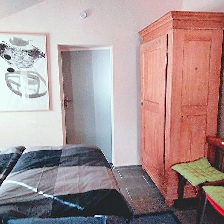 Zelfies Kunstapartment. Nonnweiler Екстериор снимка