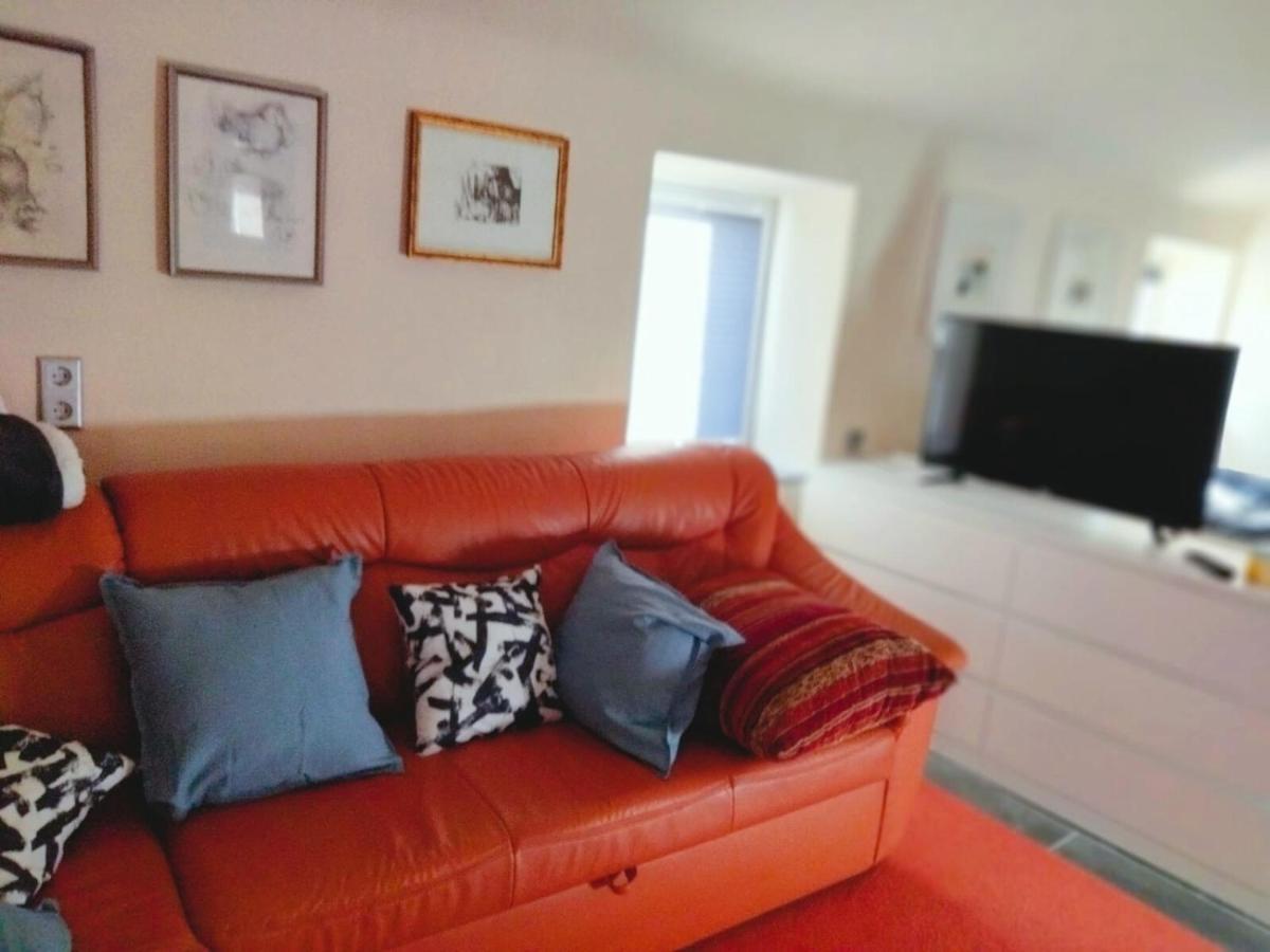 Zelfies Kunstapartment. Nonnweiler Екстериор снимка